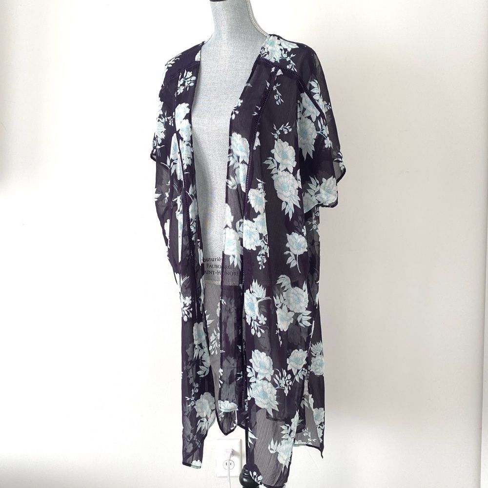 Band of Gypsies Navy Floral Kimono XS/S Duster Sheer Relaxed Vacation Cruise